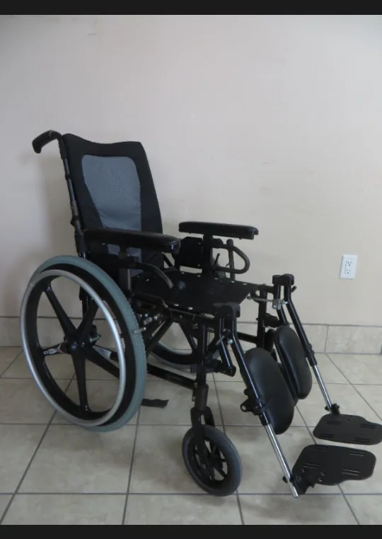 Foldable Extendable Wheelchair thumbnail
