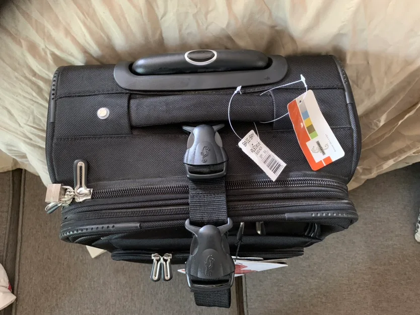 Compass Expandable Upright Suitcase image indicator(2)