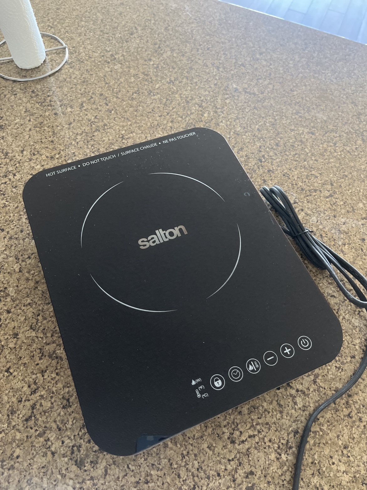 Salton single burner induction cooktop