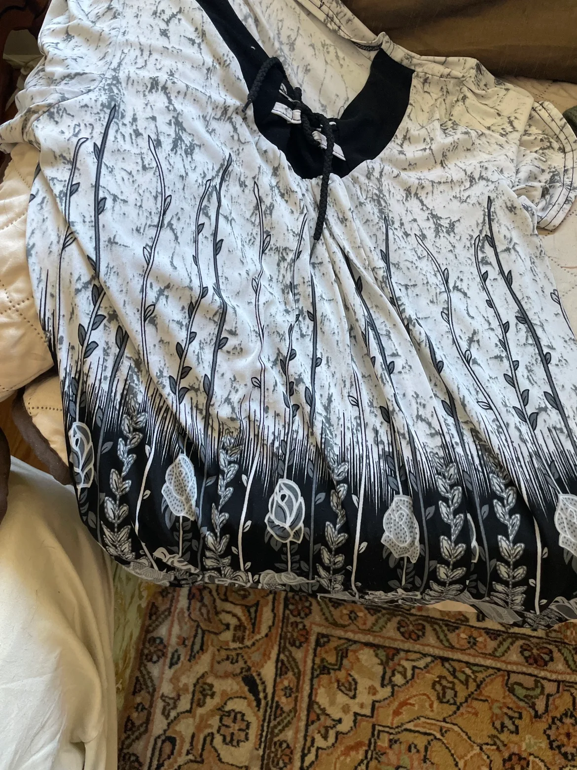 Dino Floral Top #freecycle thumbnail