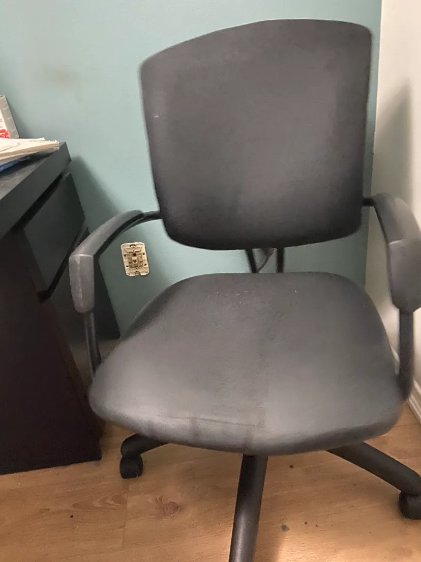 Black Office Chair image indicator(4)