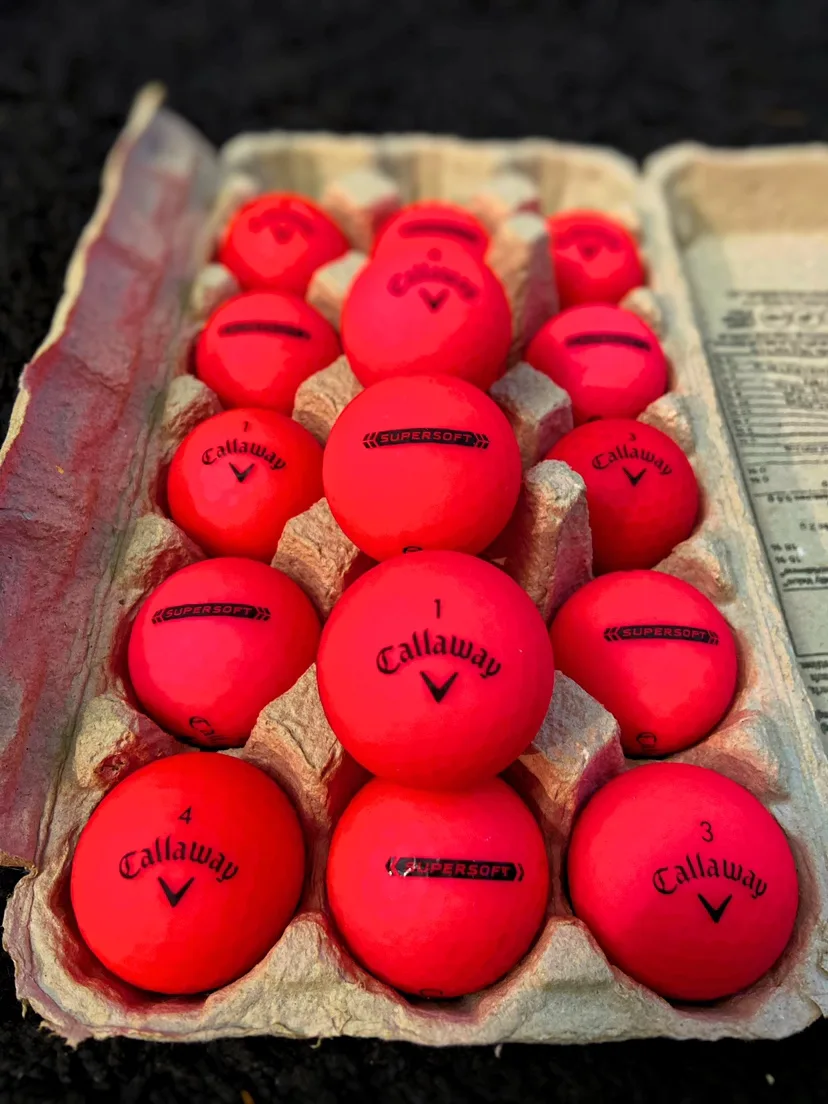 18 Callaway SuperSoft Red Golf Balls thumbnail