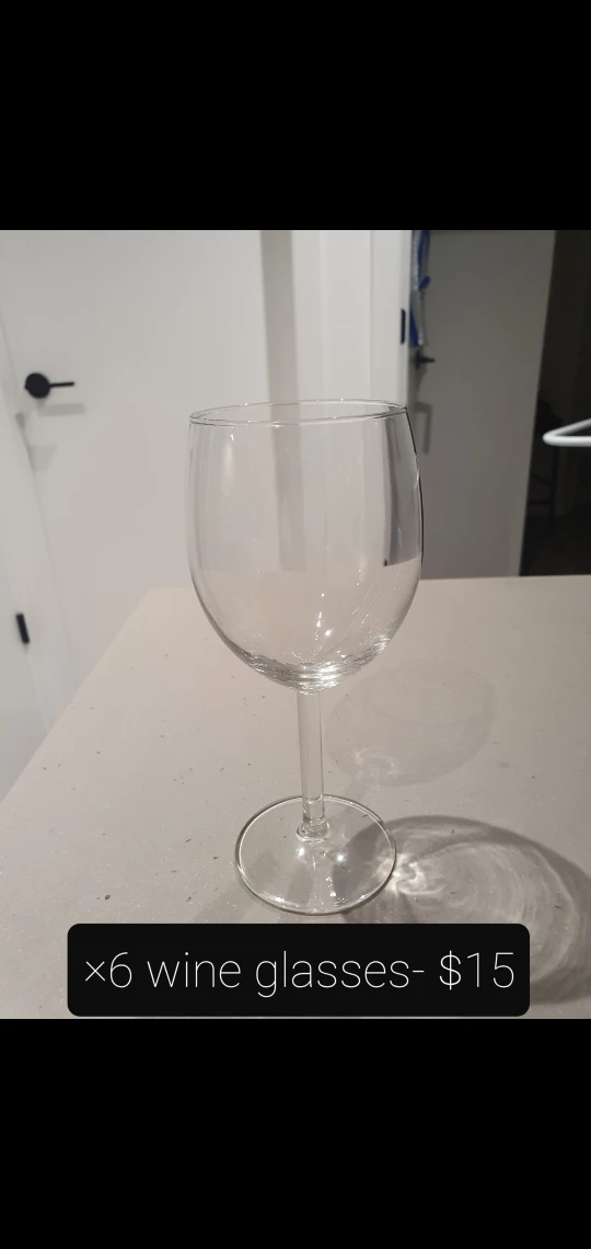 Set of 6 Wine Glasses