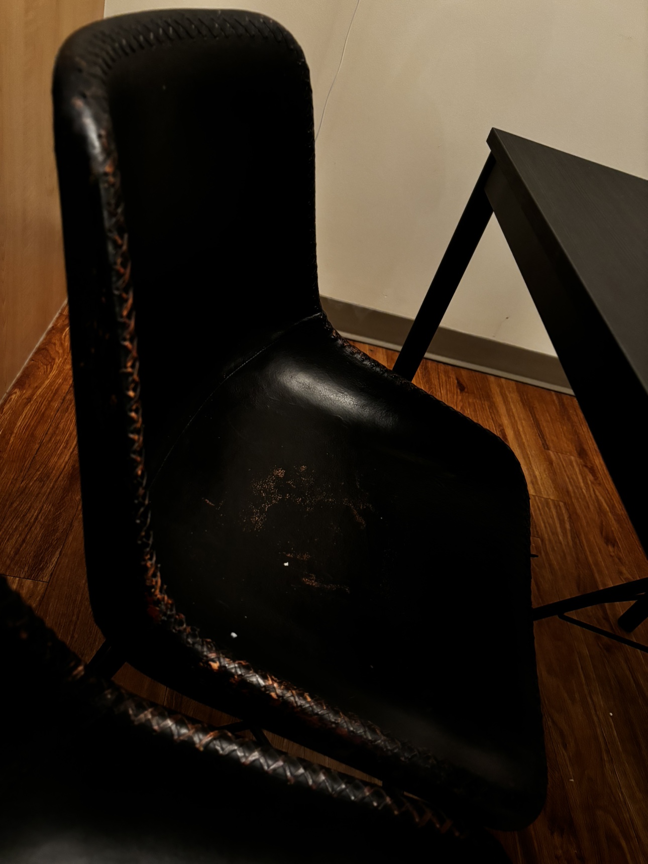 Dining Table & Chairs Set - photo 3