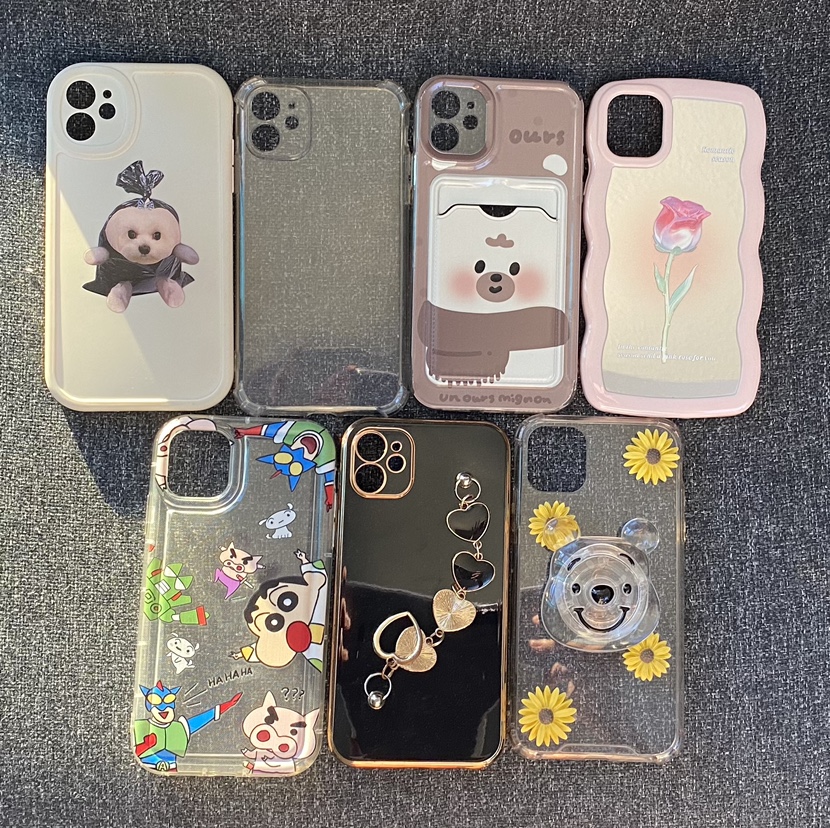 iPhone 11 (64GB) - Purple + 7 phone cases - photo 4