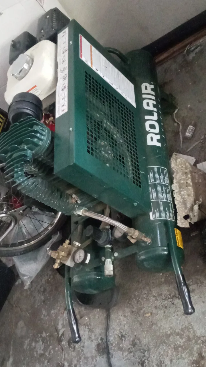 Rolair Roller Compressor thumbnail
