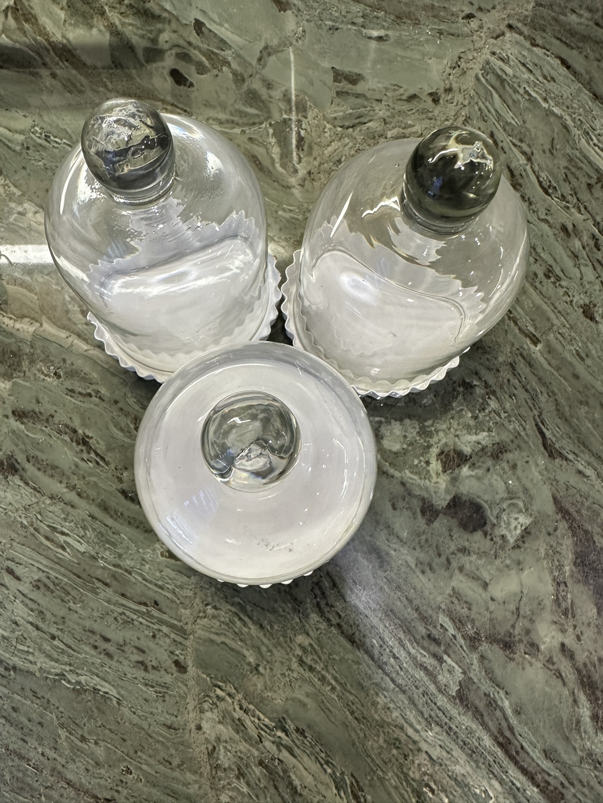 Set of 3 Glass Cloches - photo 2