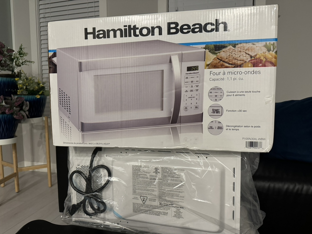 Hamilton Beach Microwave