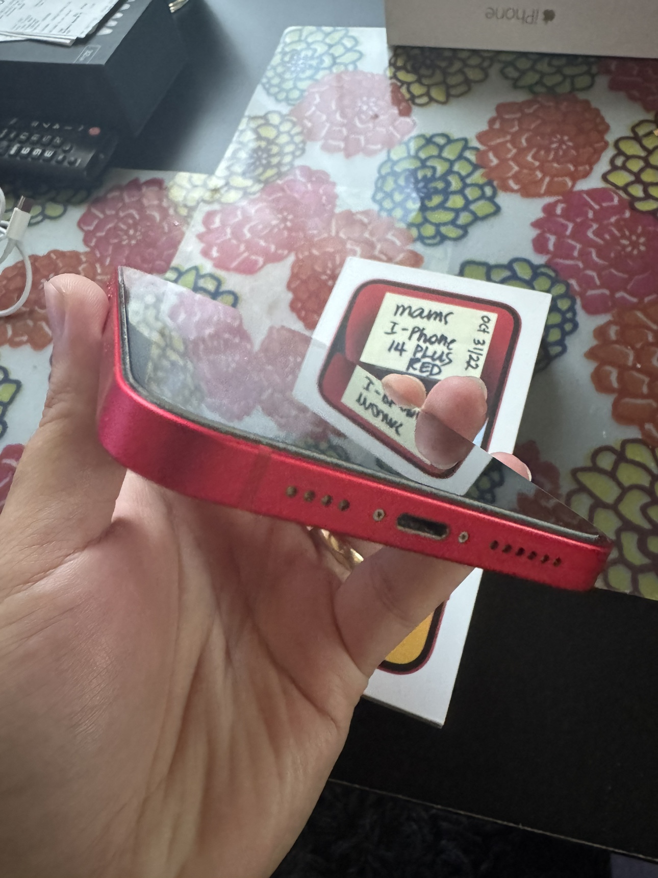iPhone 14 Plus 128GB Red - photo 2