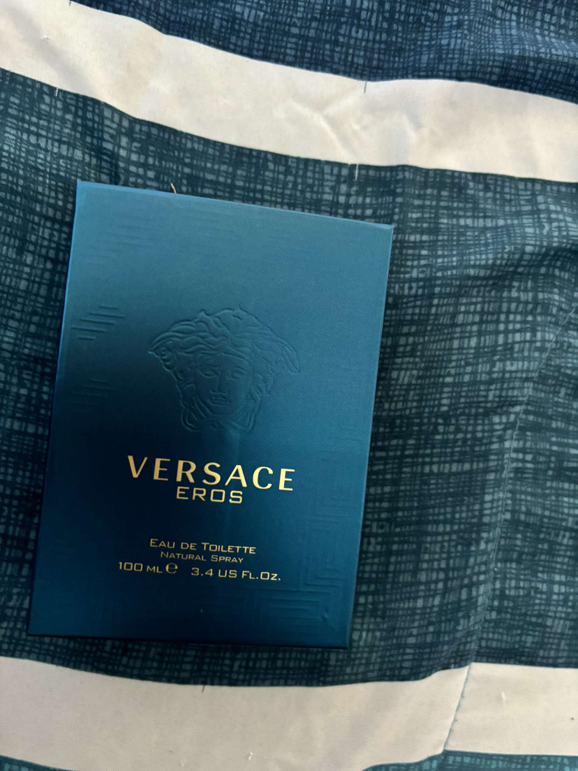 Versace Eros Eau de Toilette NEW (PRICE IS NEGOTIABLE)