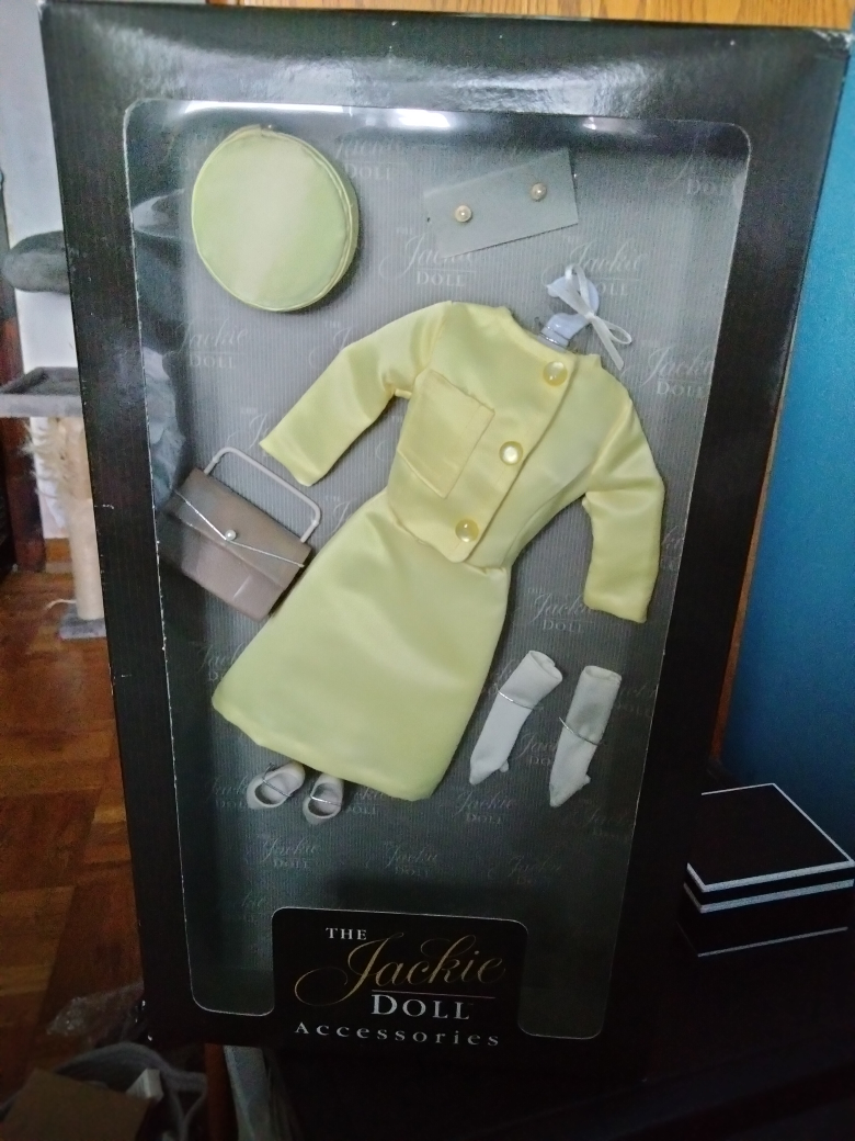 Franklin Mint The Jackie Kennedy Doll Accessories