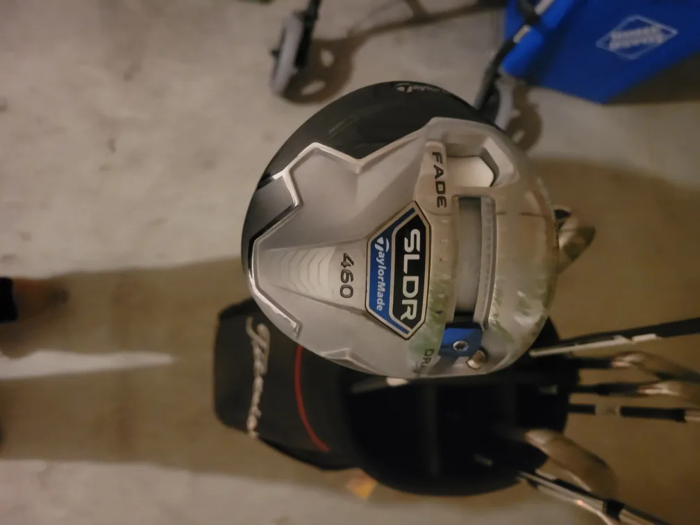 Taylormade Golf Set - 9 piece right hand image indicator(2)