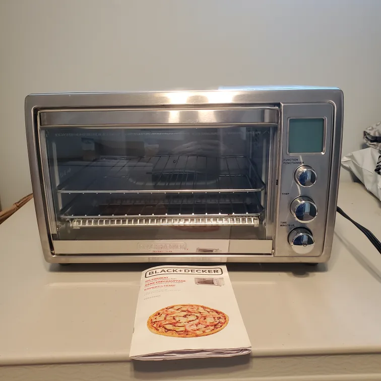 Black and Decker Toaster Oven thumbnail