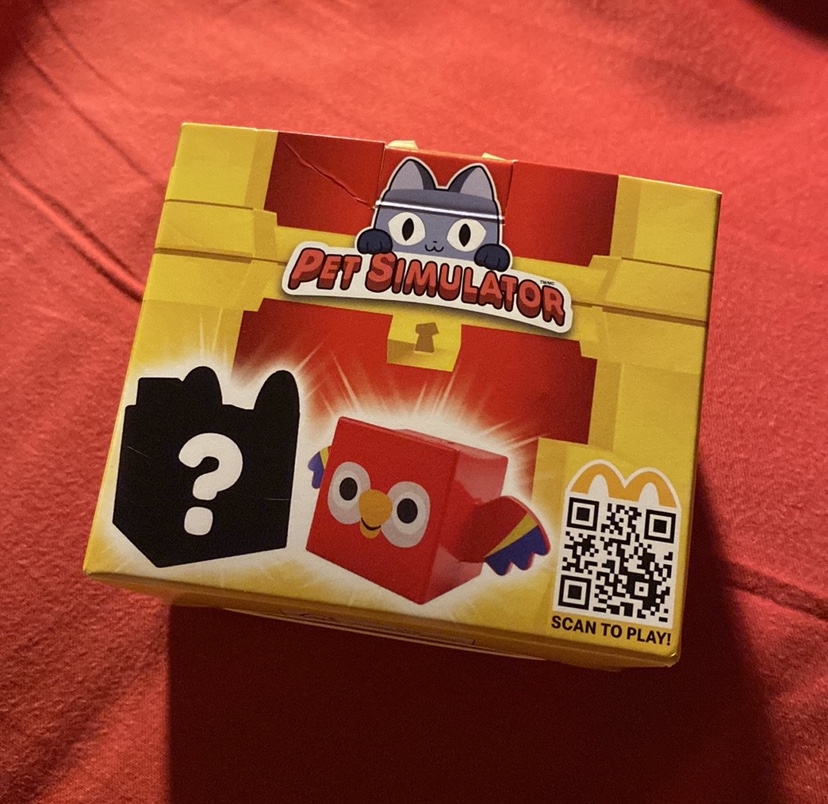 2024 McDonald's Pet Simulator Roblox, Red Bird 🐧