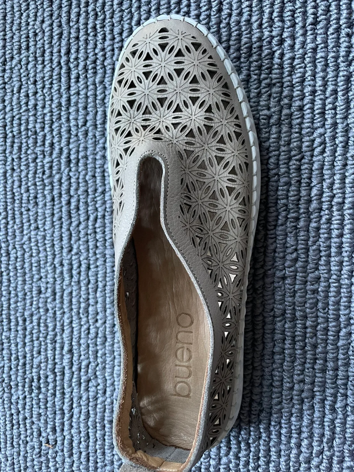 Bueno Daisy Learher Slip On Flats - Size 38 image indicator(3)