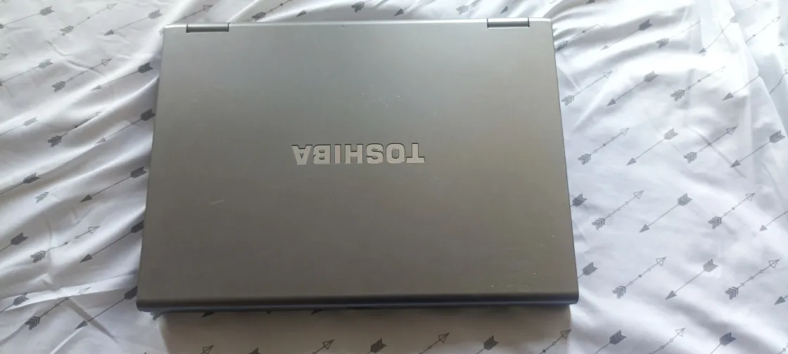 Toshiba Laptop #freecycle thumbnail