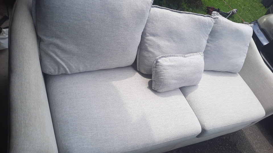 spacious and comfy 2 seat sofa - photo 5
