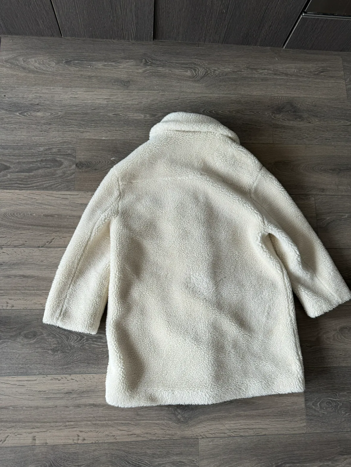 Zara White Teddy Coat image indicator(5)