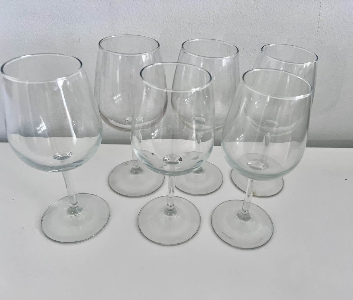 Set of 6 Wine Glasses