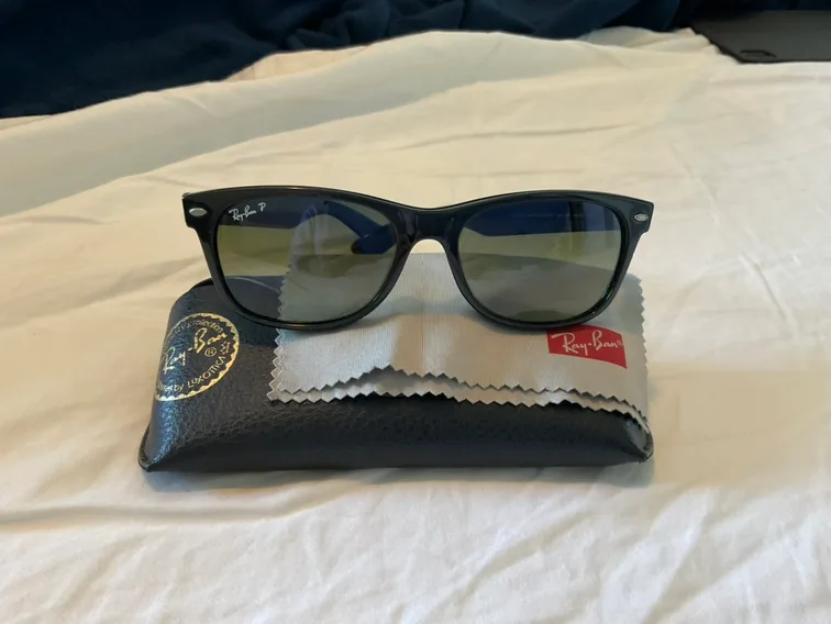 Ray Ban Sunglasses thumbnail