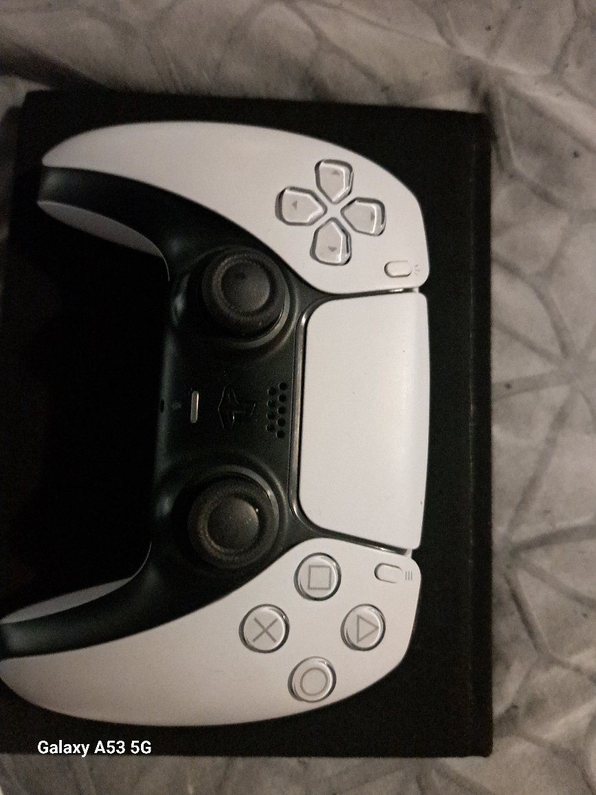 PS5 Controller