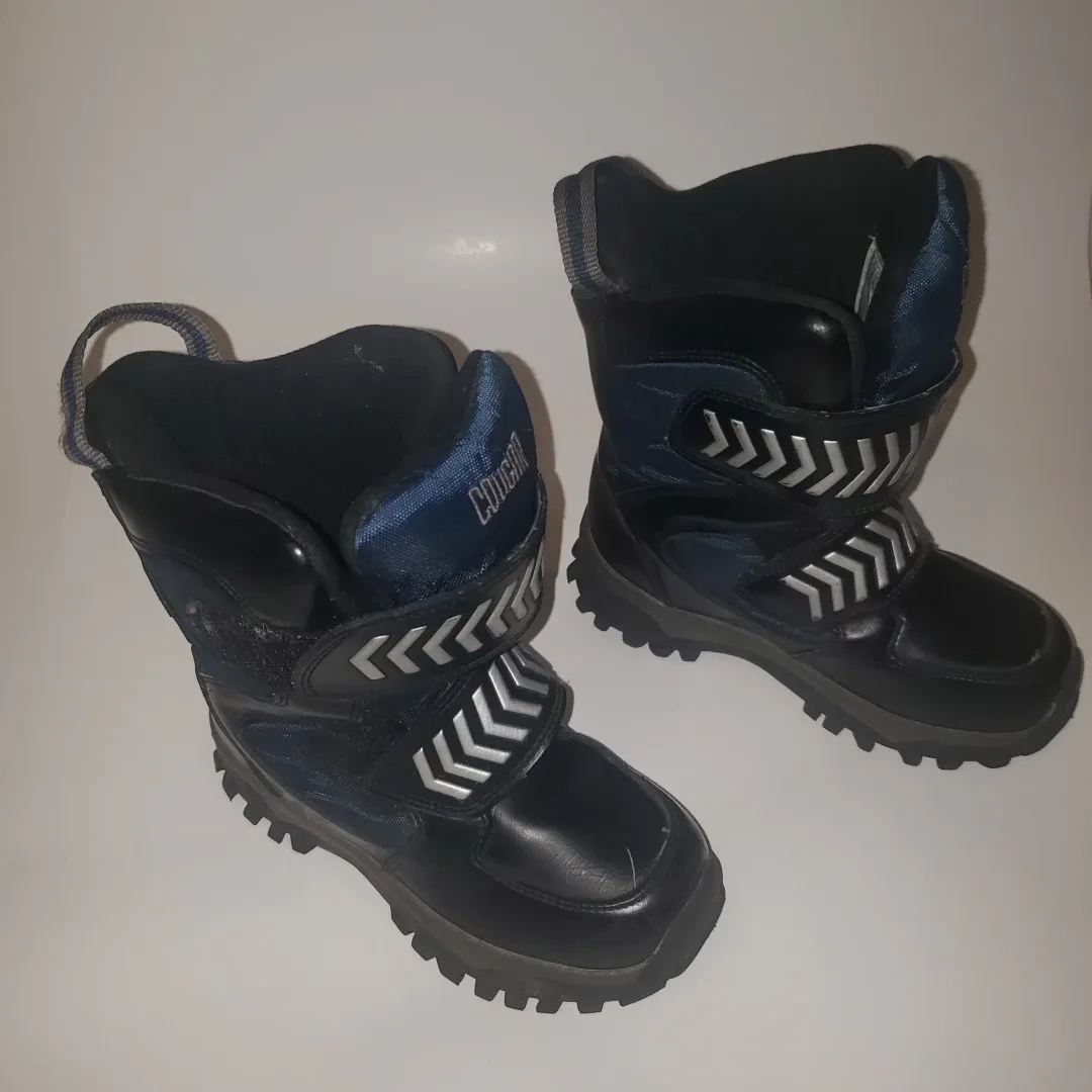 Cougar Boys Winter Boots Size 13 image indicator(2)