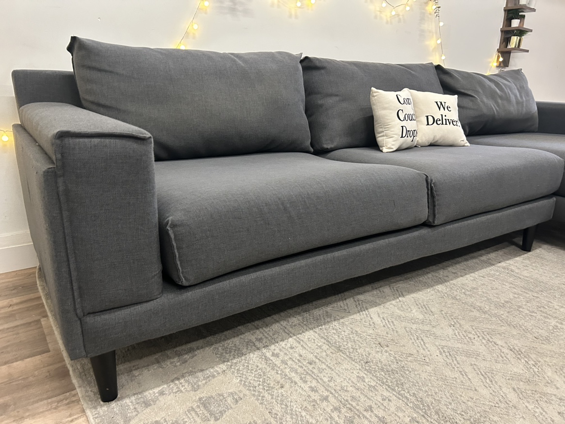 Gorgeous Sectional Sofa 🚚 Delivery Available - photo 5
