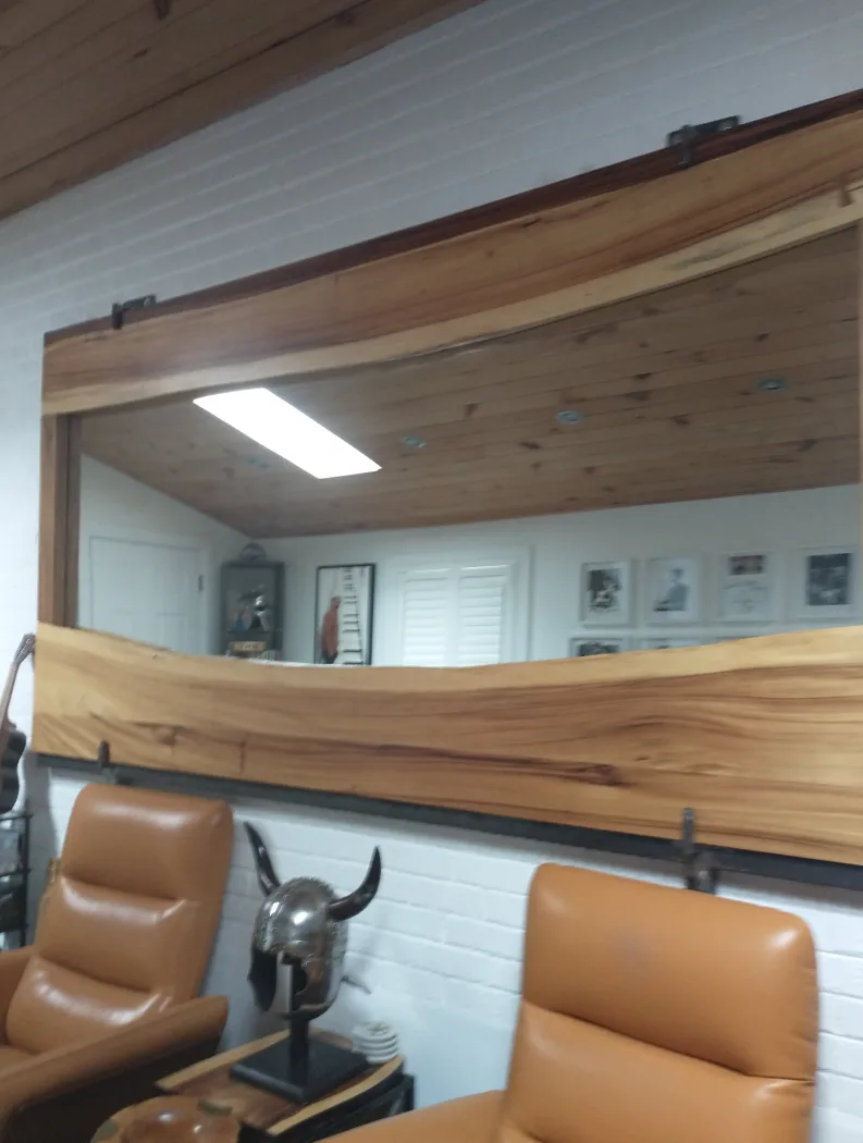 Suar Wood Wall Mirror image indicator(3)