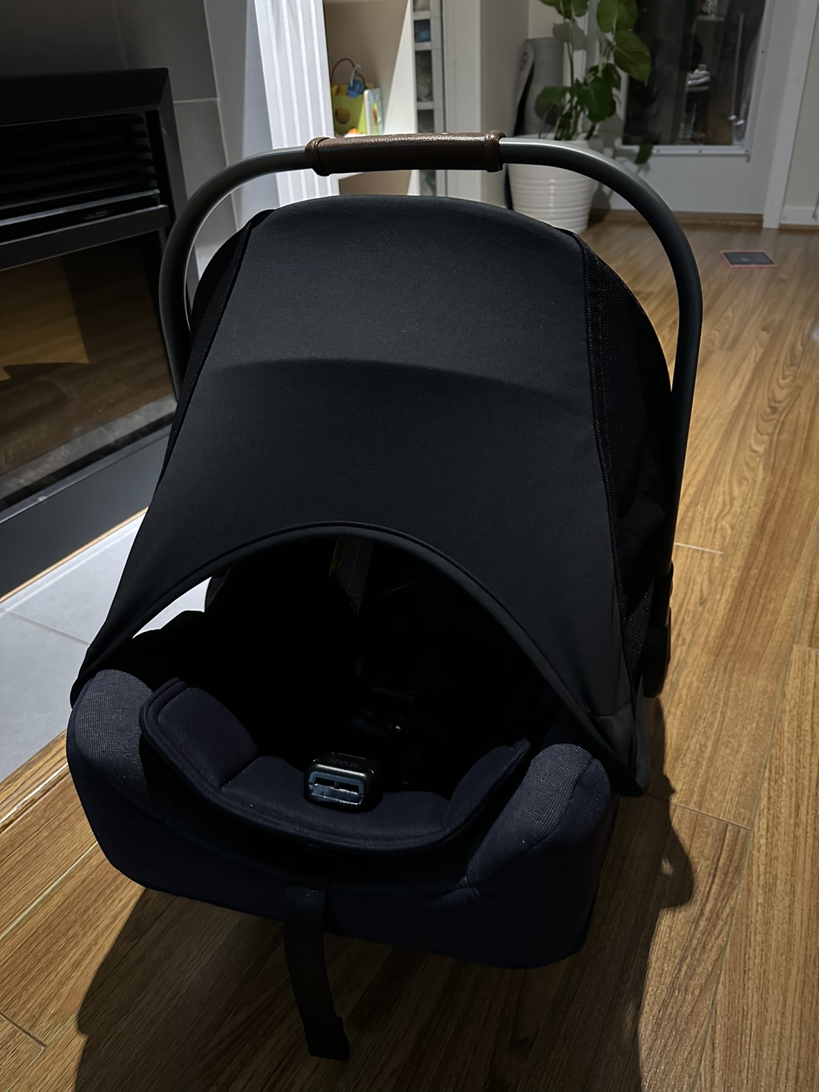 Nuna Demi Grow and Nana Pipa car seat - photo 5