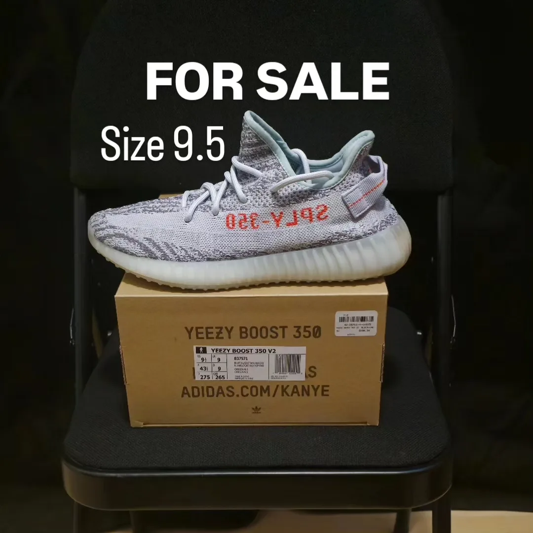 Adidas Yeezy 350 V2 Blue Tint size 9.5 thumbnail