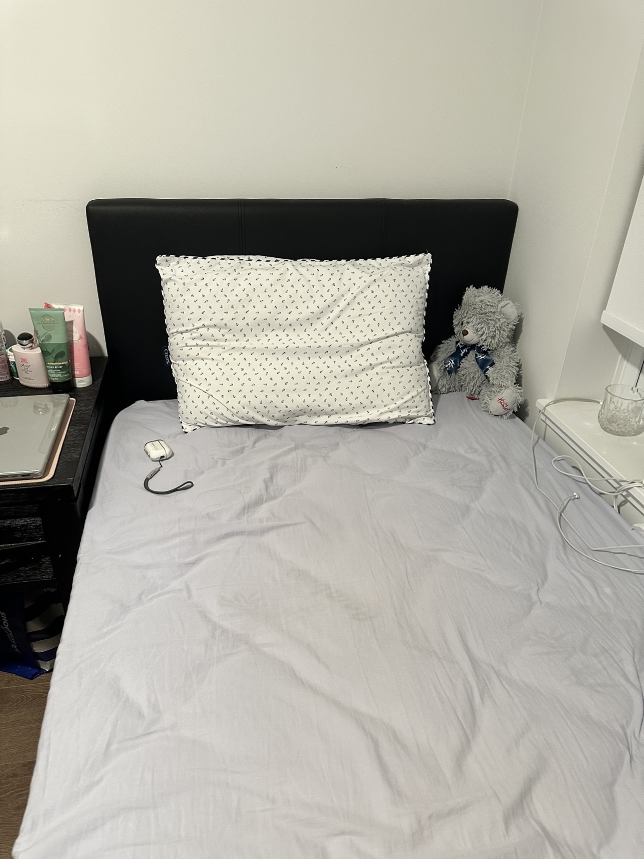 Twin bed frame and mattress - photo 5