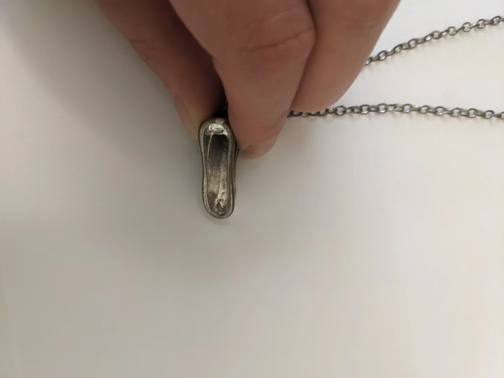 Sneaker Pendant Necklace image indicator(4)