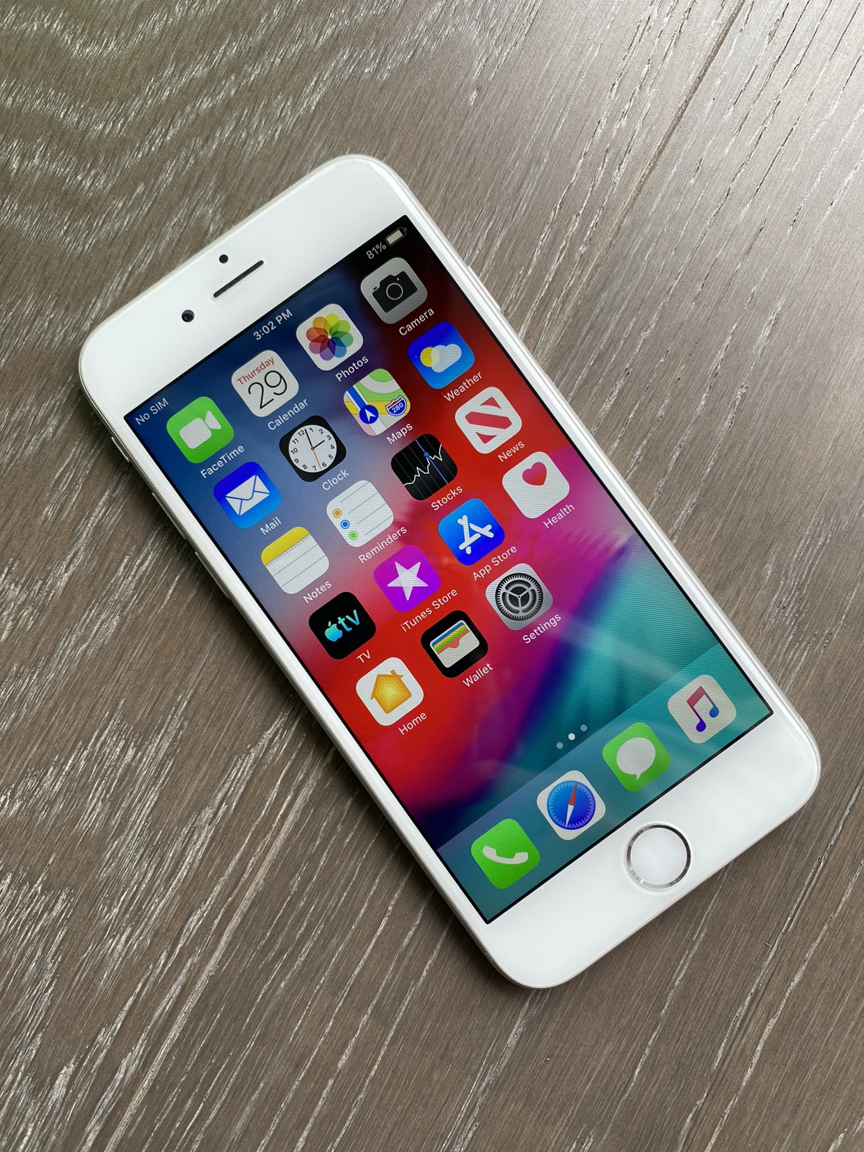 iPhone 6 - Silver 16 GB excellent condition
