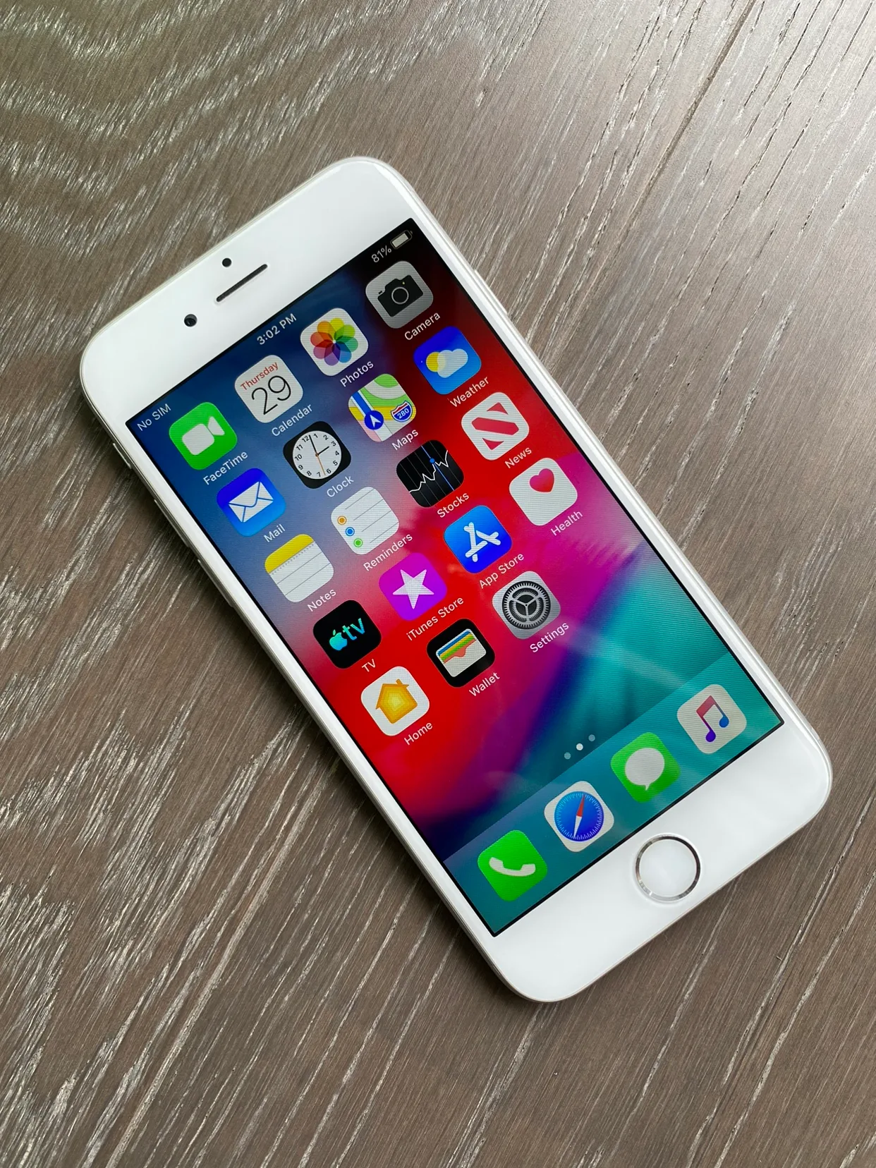 iPhone 6 - Silver 16 GB excellent condition