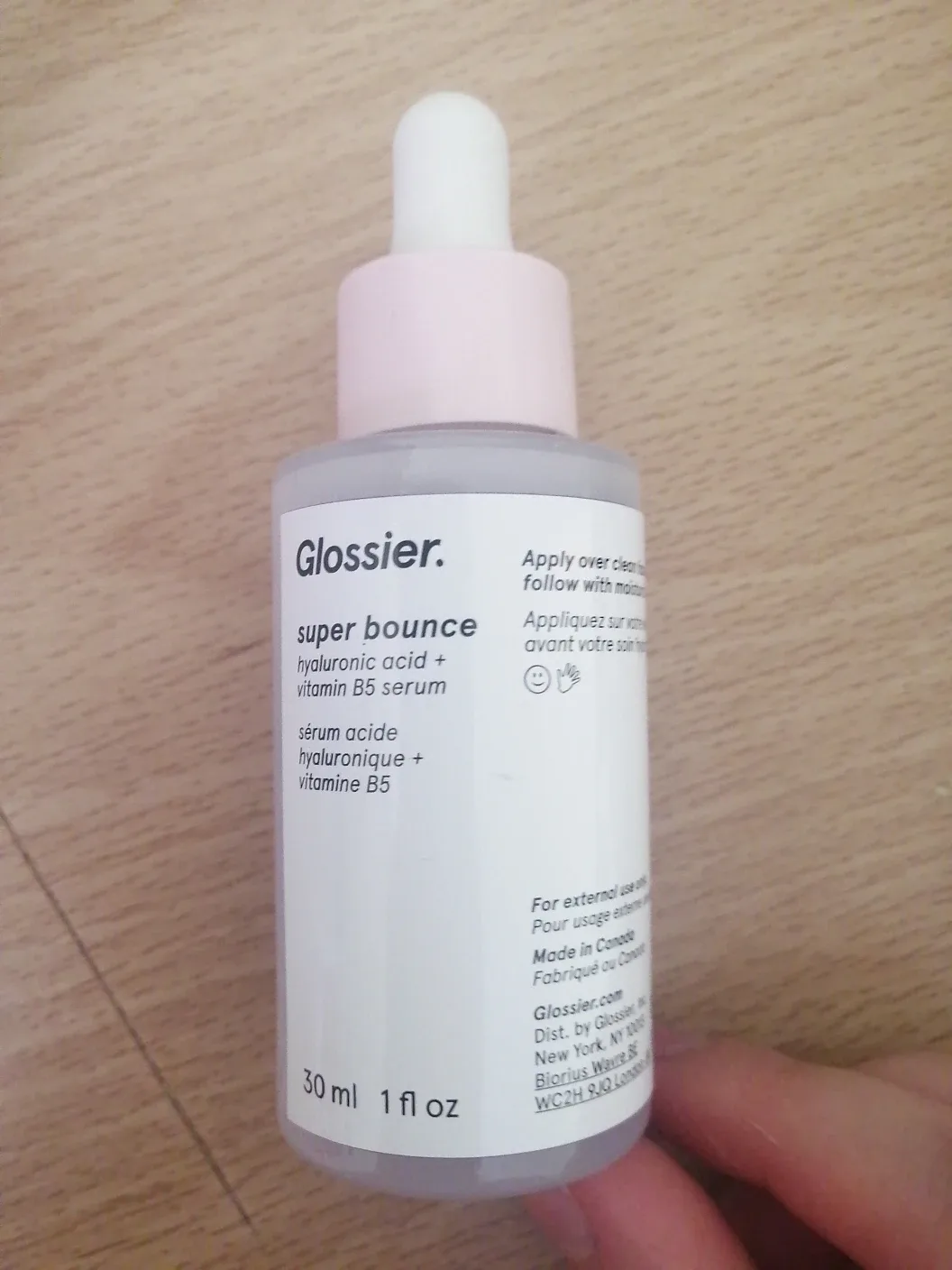 Glossier hyaluronic serum image indicator(2)