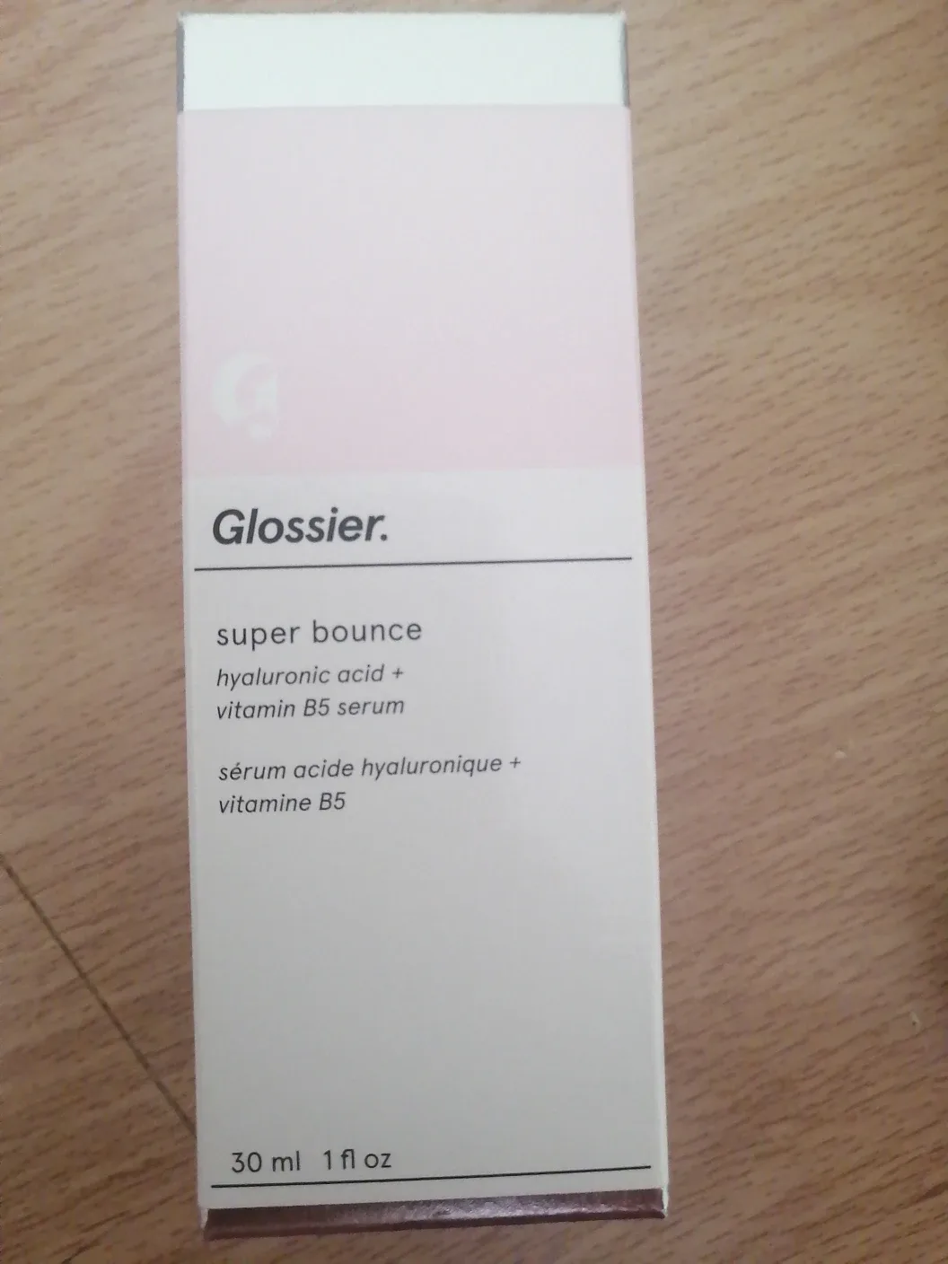 Glossier hyaluronic serum image indicator(3)