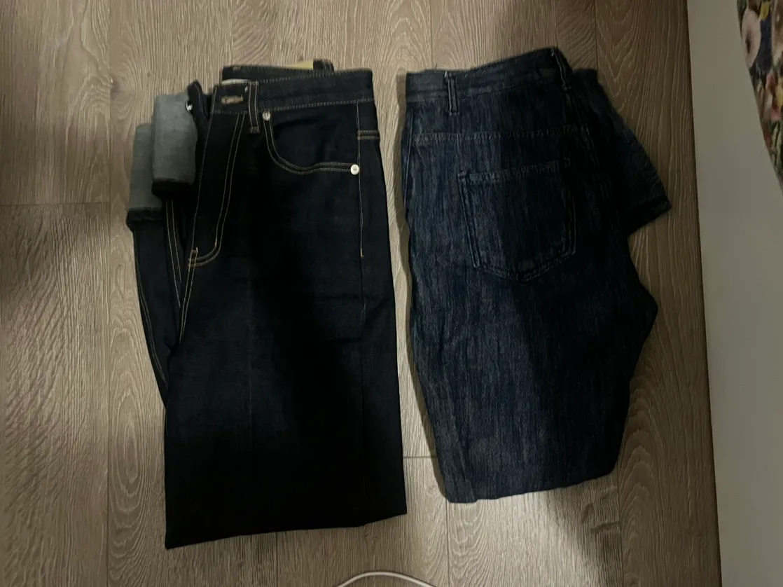 Pair of Jeans thumbnail