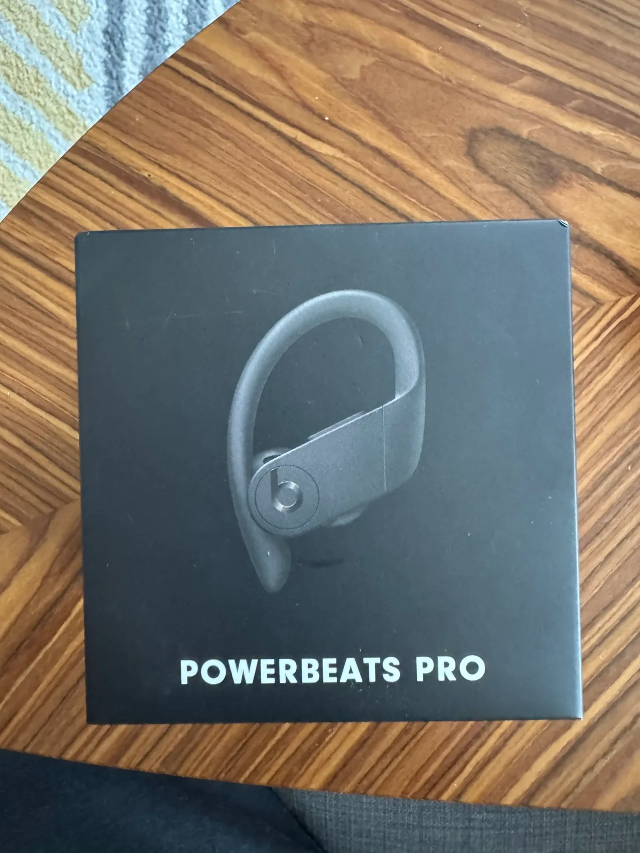 Beats Powerbeats Pro image indicator(2)