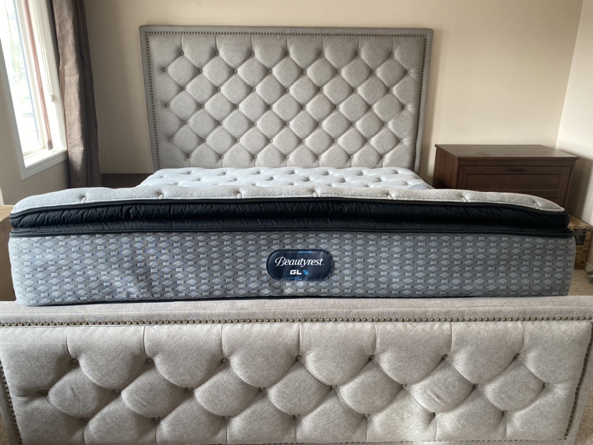 King size bed and mattress with box springs - photo 4