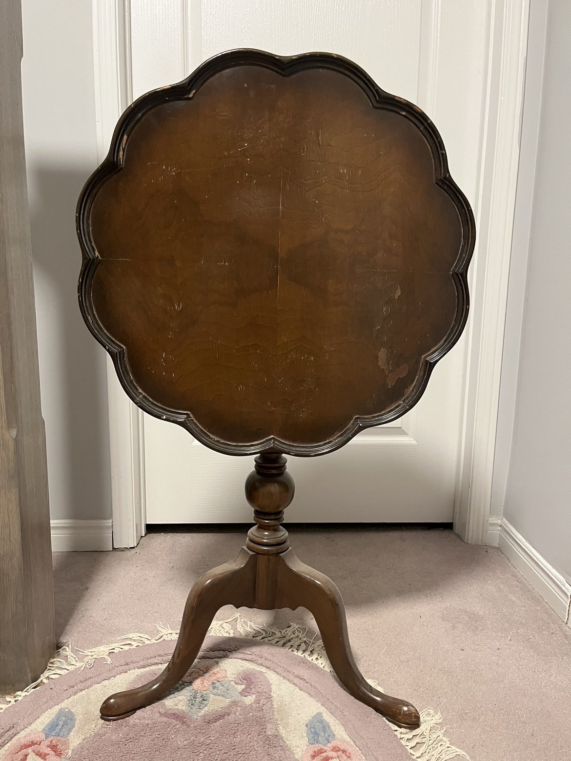 Vintage Pedestal Table - photo 2