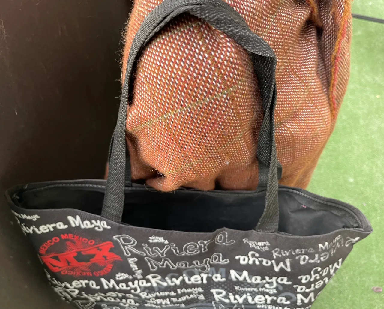 Riviera Maya Tote Bag image indicator(4)