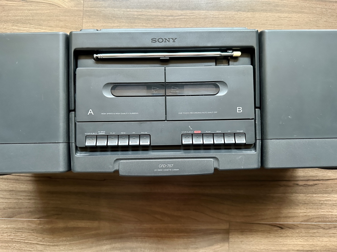 Sony CFD-757 Boombox - photo 3