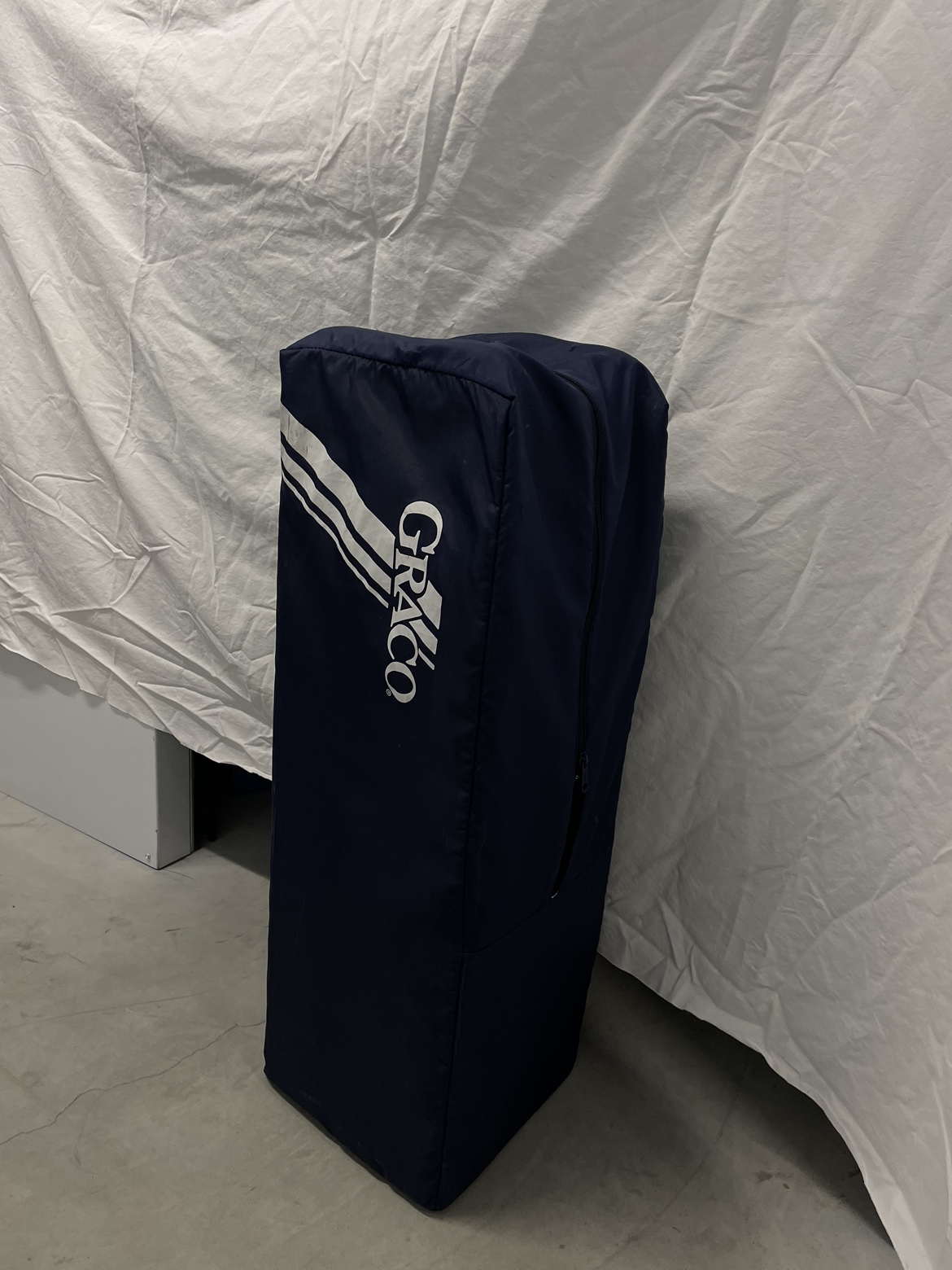 GRACO Pack n Play baby crib - photo 4