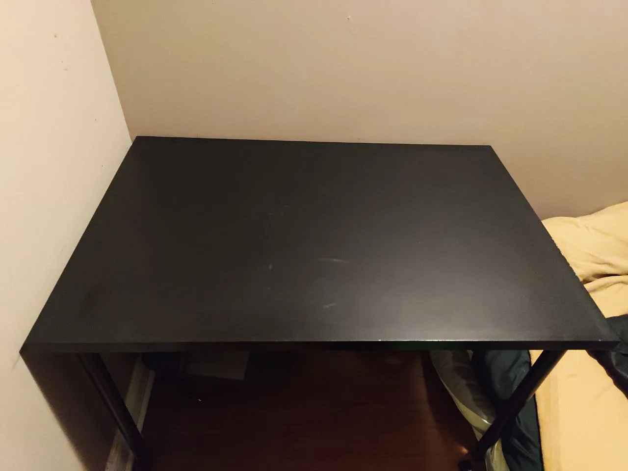 Black Desk thumbnail