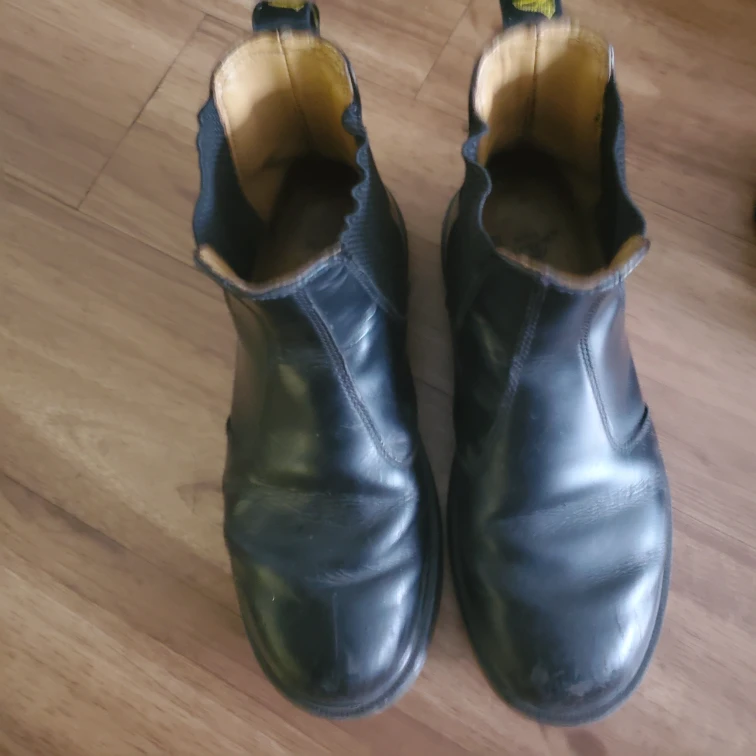 Doc Marten Chelsea Boots - photo 3