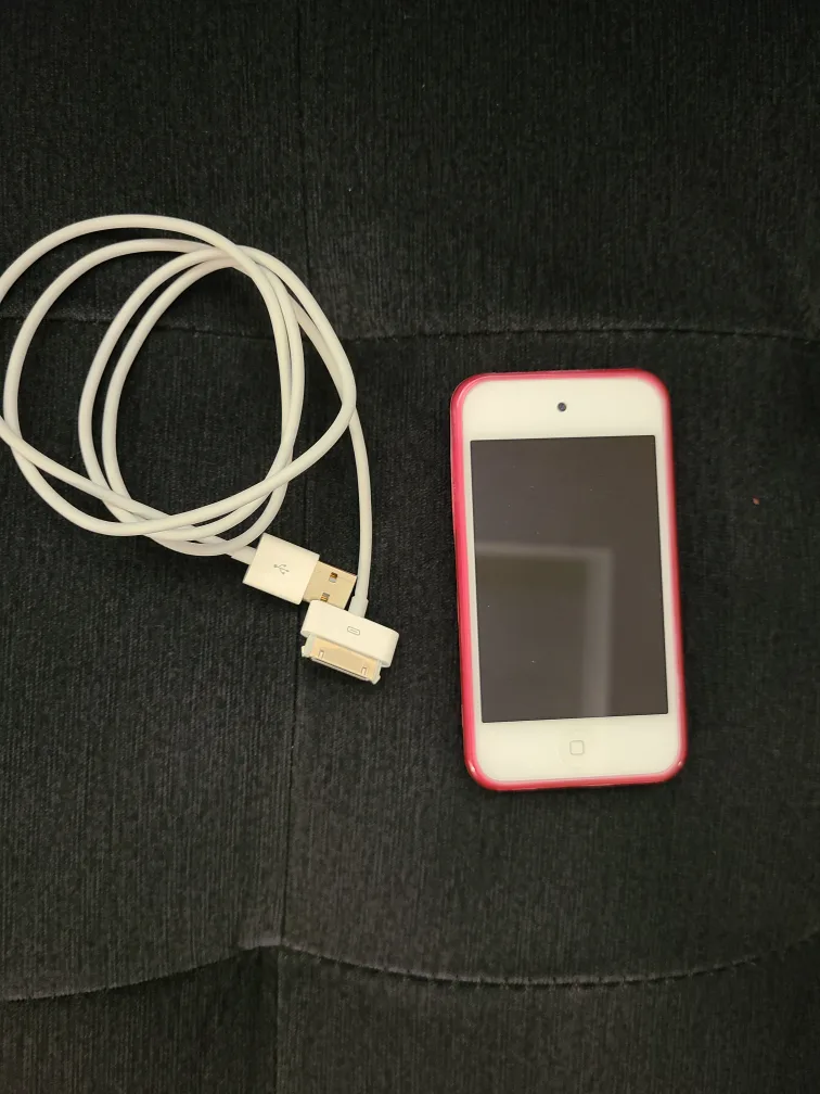 Apple iPod Touch 4th Generation thumbnail