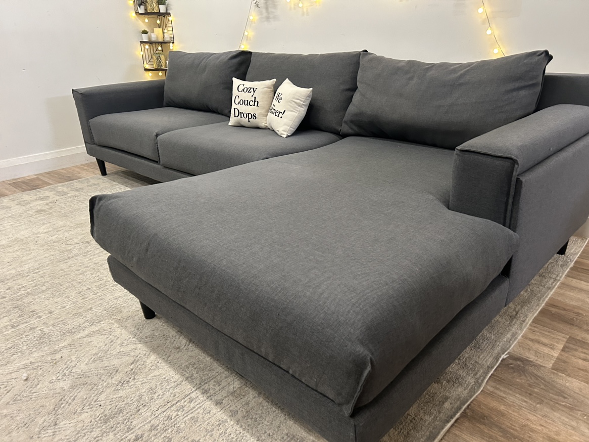 Gorgeous Sectional Sofa 🚚 Delivery Available - photo 4