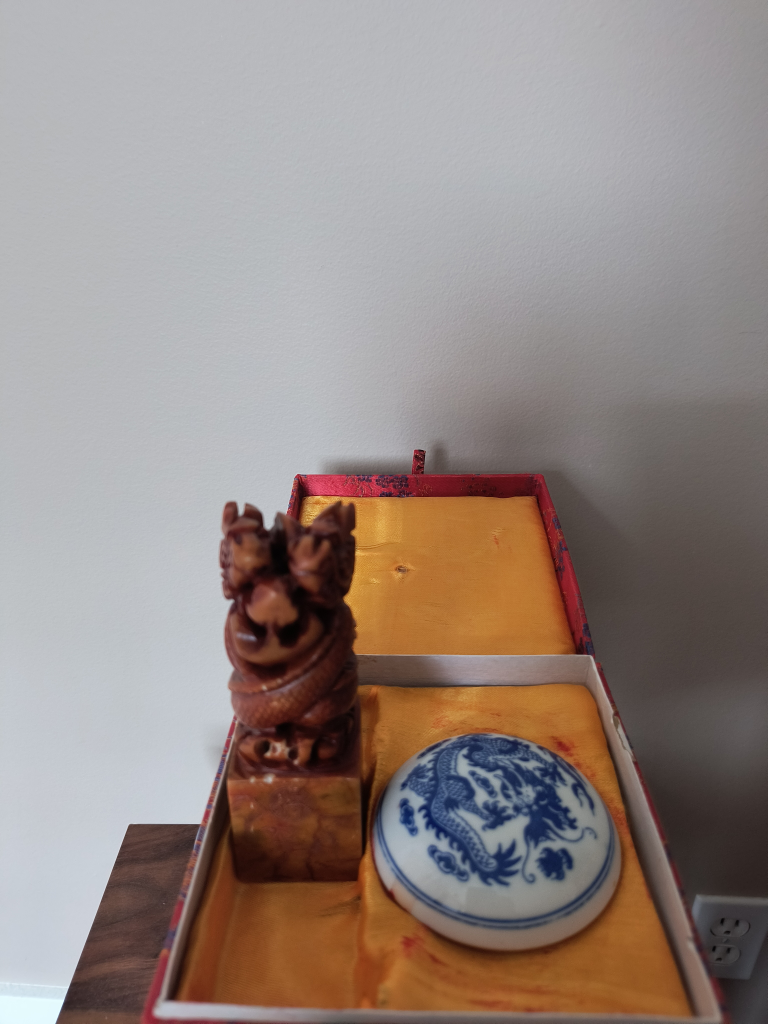 Chinese Dragon Seal and Inkwell Set - photo 2