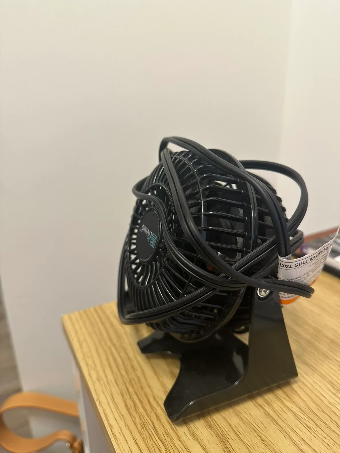 Small Black Desk Fan #freecycle thumbnail