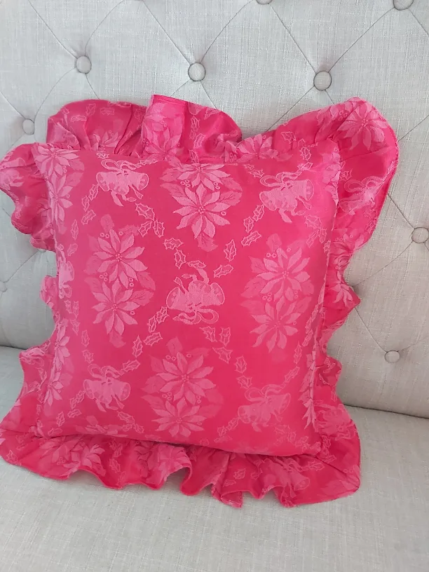 Red Christmas Pillow case thumbnail